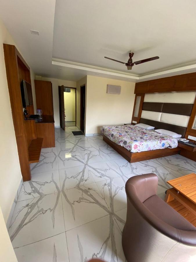 Hotel Woods View Masuri Exterior foto